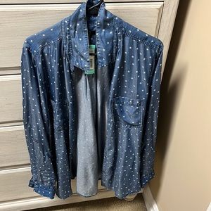 Women’s button up